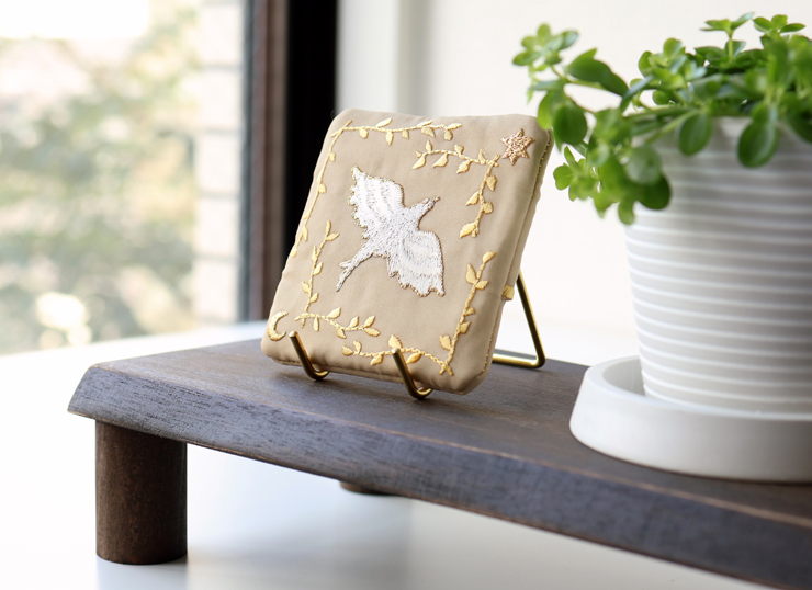 SACHET LUMIERE FLAPPING BIRD新色発売